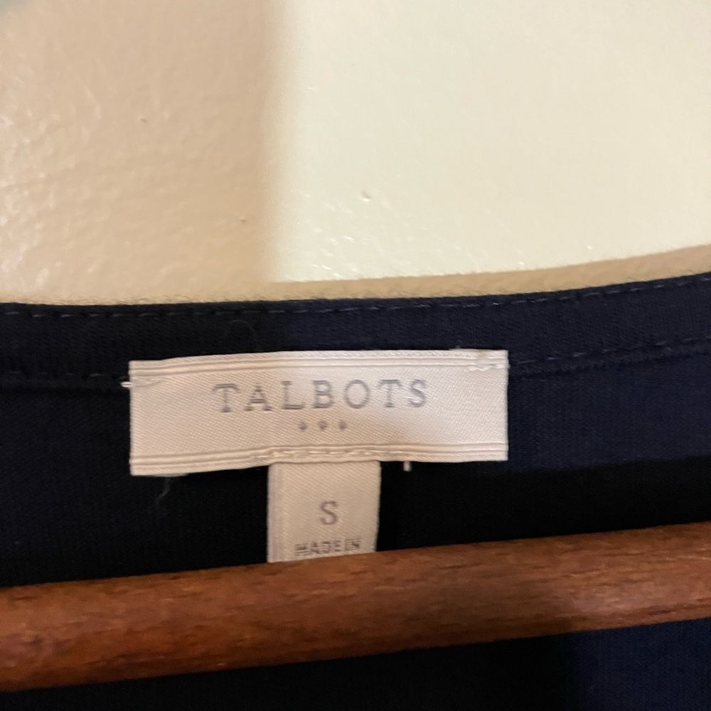 Talbots mini dress, 3/4 sleeve, design at sleeves and neckline, size small - Picture 4 of 6